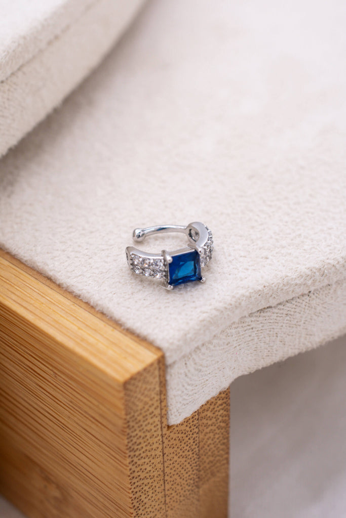 Atlantic ear cuff